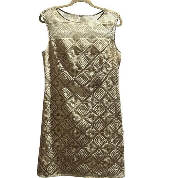 Adrianna Papell Lightweight Cream
Embroidered Lace Sheath Dress
Lined Sz 10 NEW‎ - Picture 9 of 9